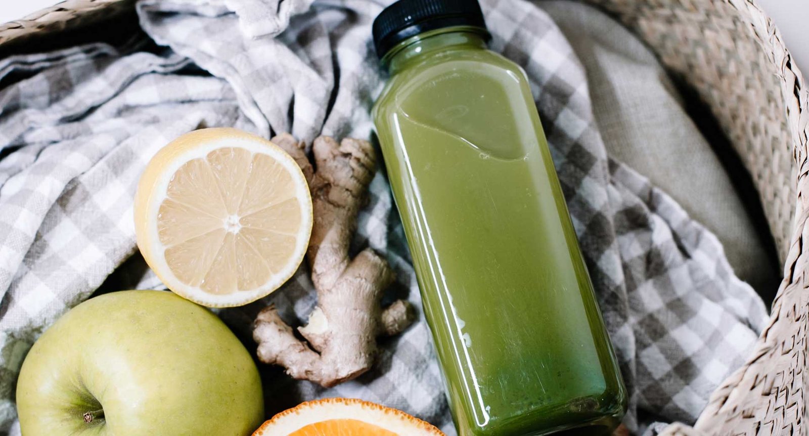 Moon They Landing How are Main Close Space Really